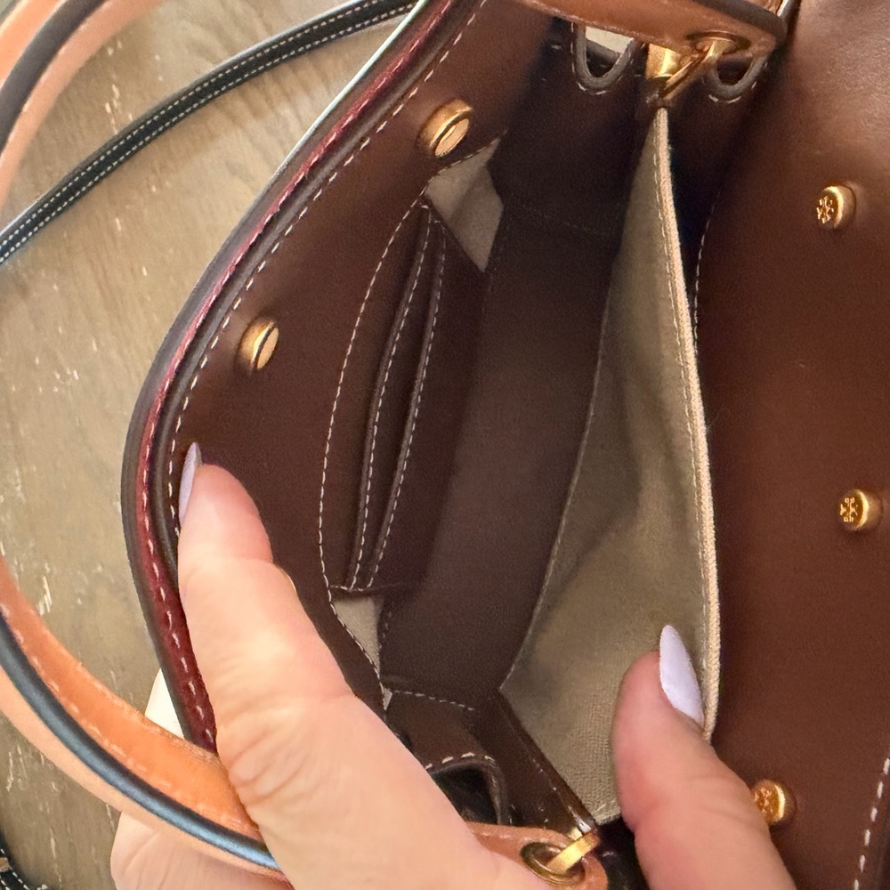 Tory Burch Lee Radziwill - Picture 5 of 8